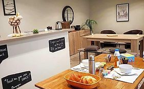Chambres Privees A Hautvillers, Berceau Du Champagne Avec Salle De Bain Et Toilettes Incluses